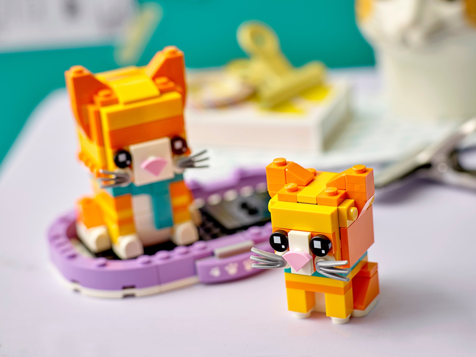 Figurki kotów z serii LEGO BrickHeadz