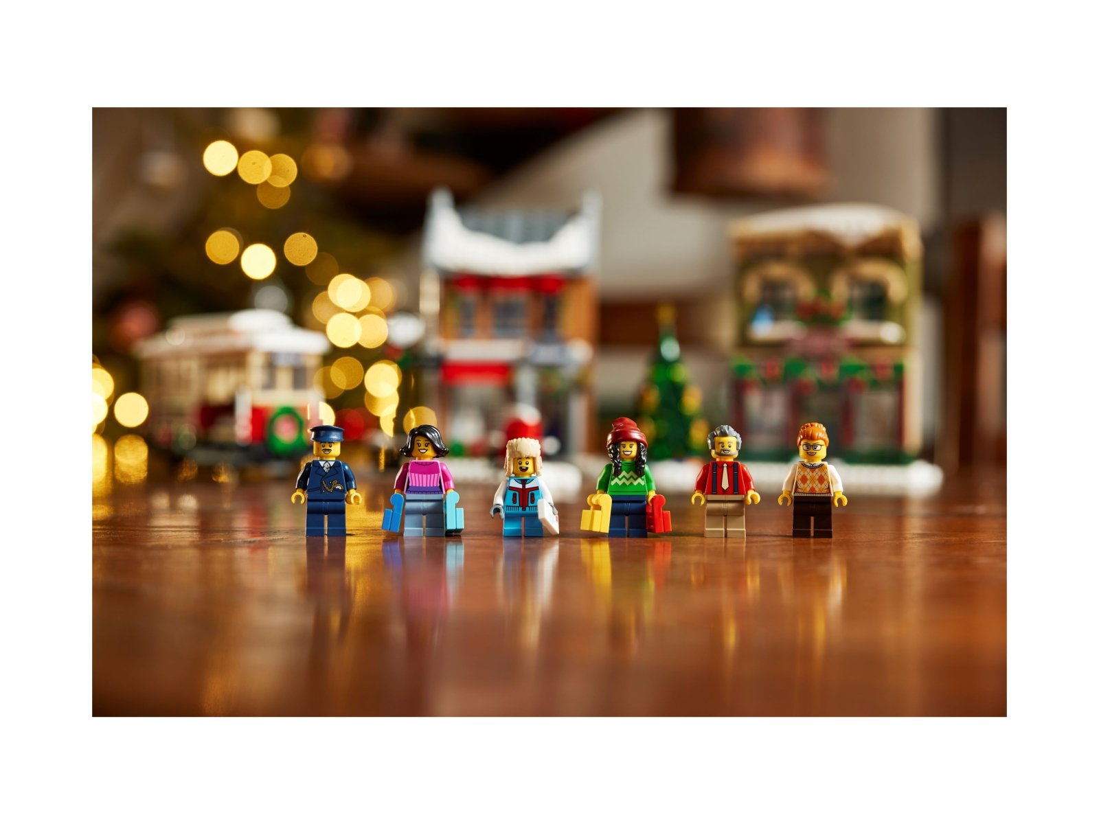 LEGO Świąteczna główna ulica 10308