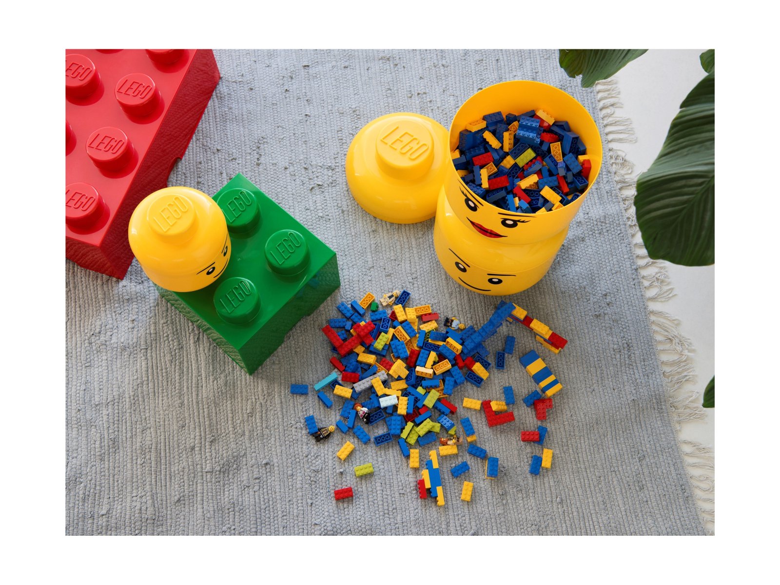LEGO 5006211 Miniaturowy pojemnik w kształcie głowy mrugającej minifigurki LEGO®