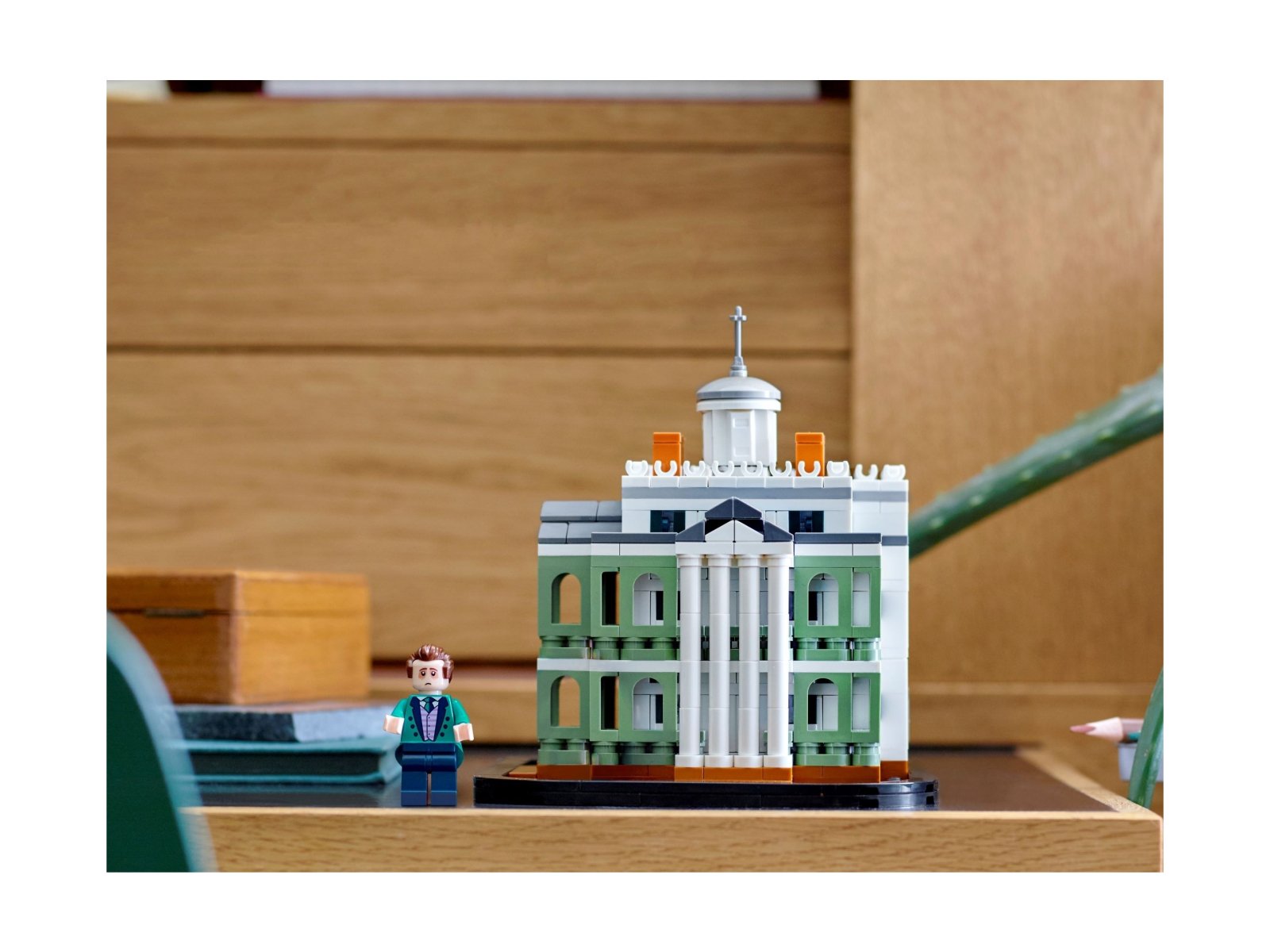 LEGO 40521 Disney Miniaturowa nawiedzona rezydencja Disneya