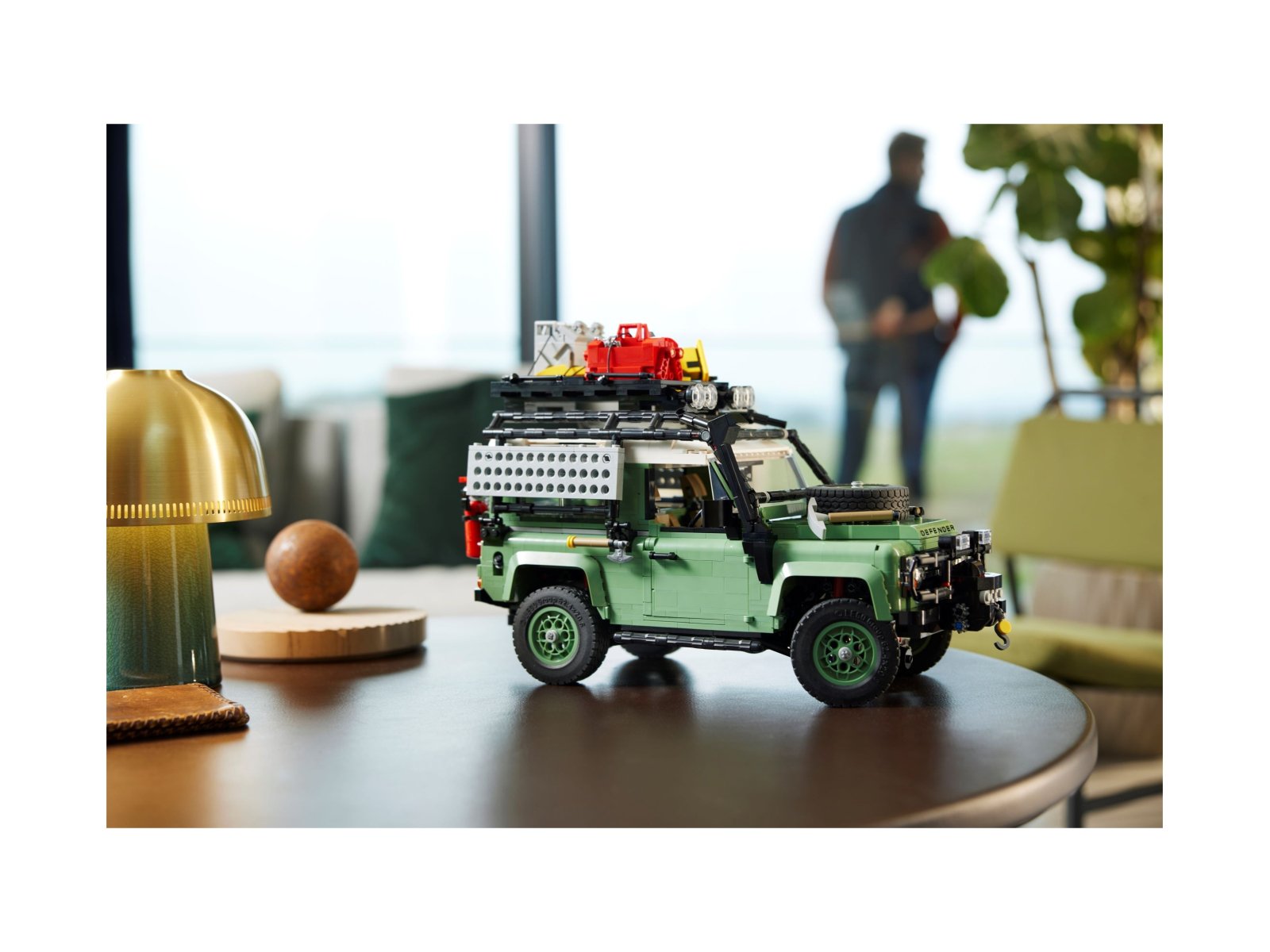 LEGO 10317 ICONS Land Rover Classic Defender 90