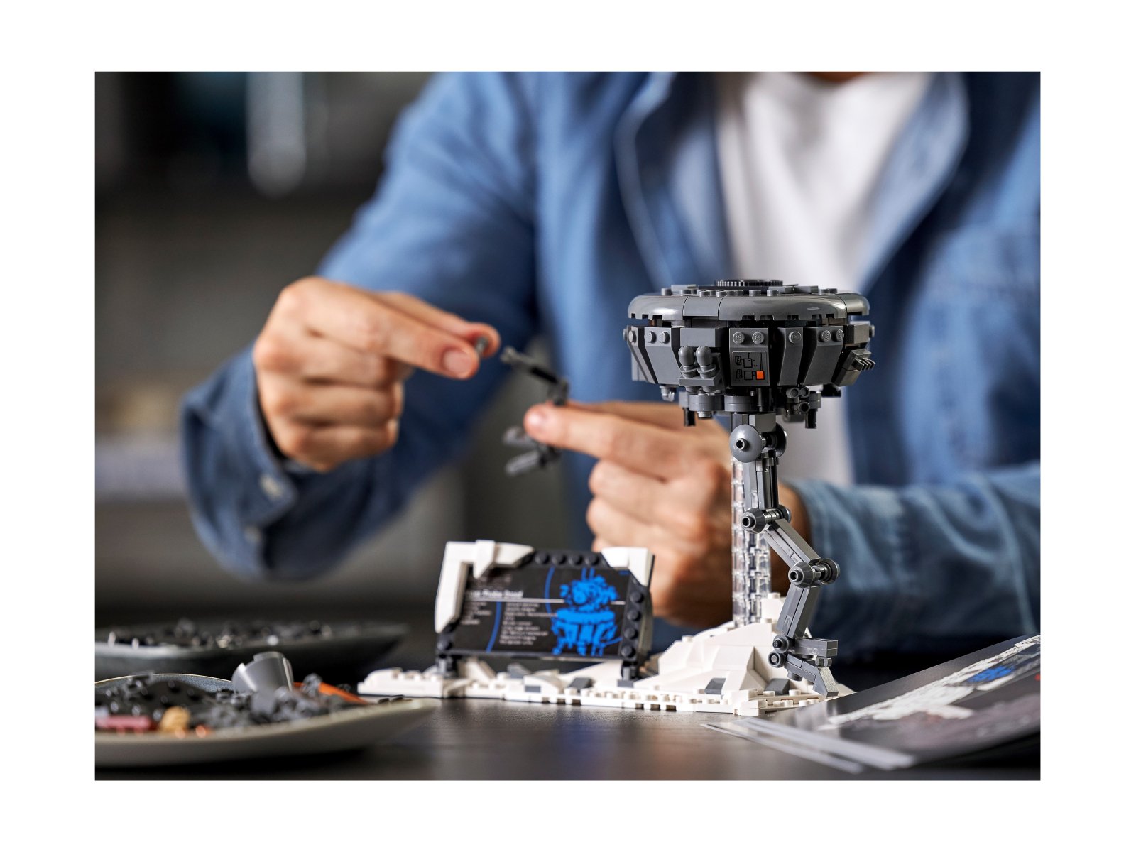 LEGO Star Wars 75306 Imperialny droid zwiadowczy™