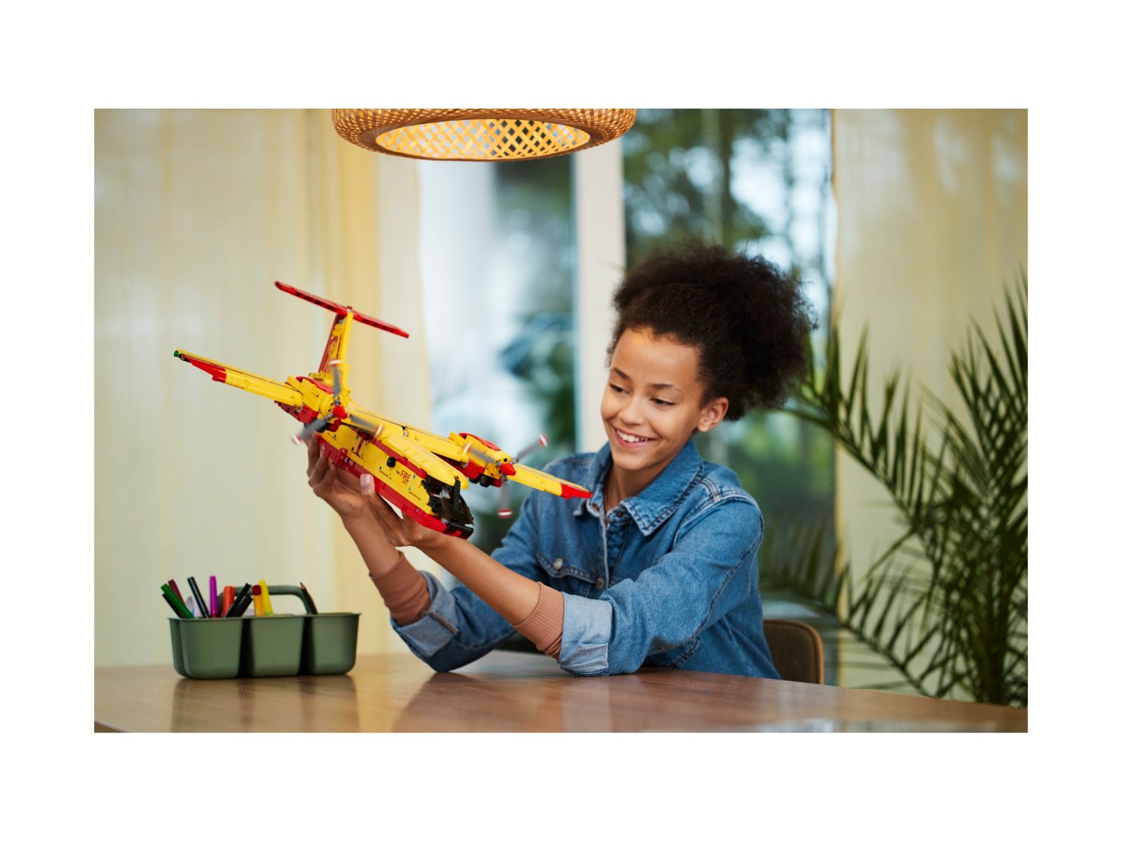LEGO Technic Samolot gaśniczy 42152