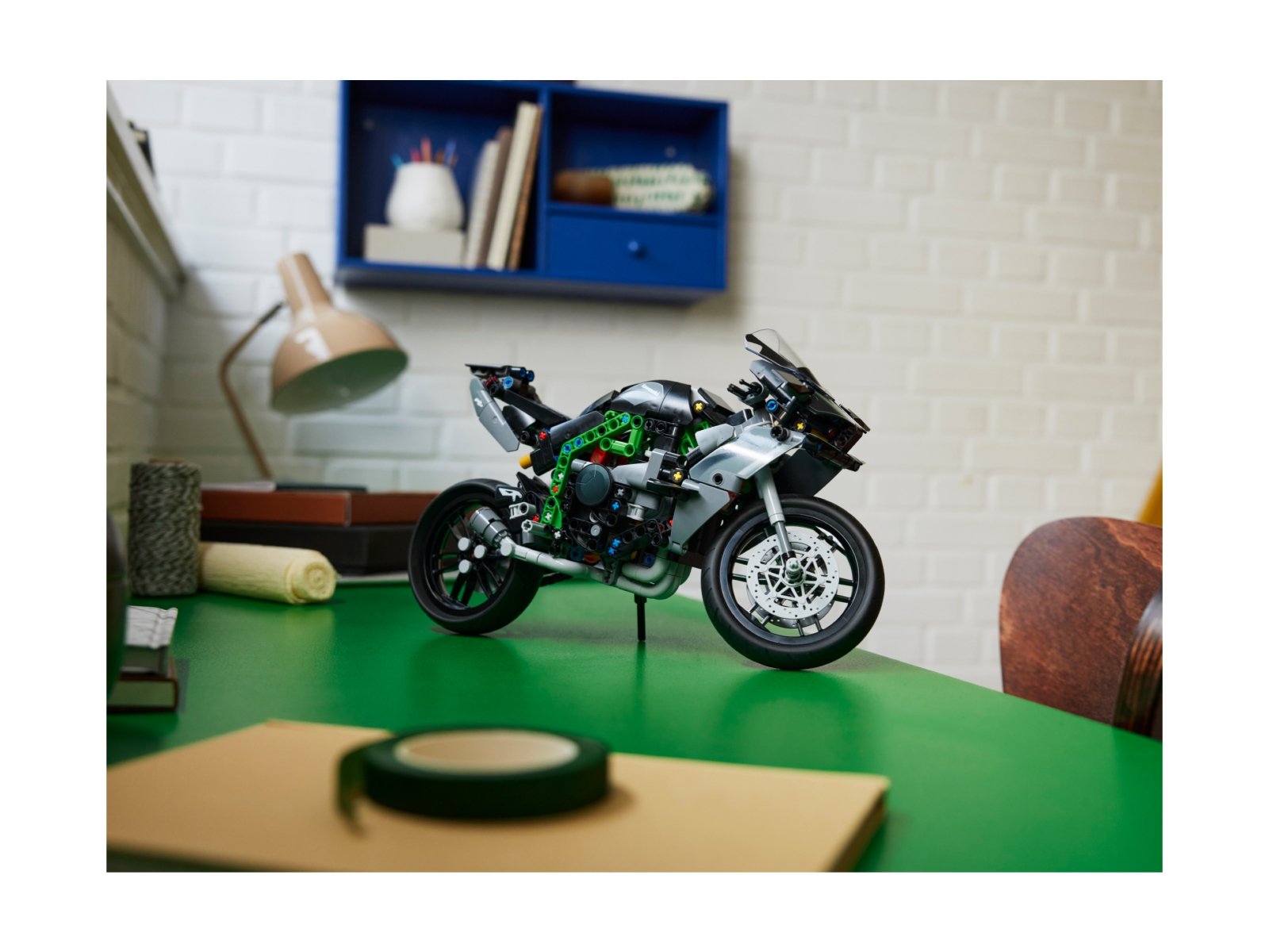 Moto LEGO Technic Kawasaki Ninja H2R - 42170