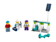 LEGO 40526 City Elektryczne hulajnogi i ładowarka