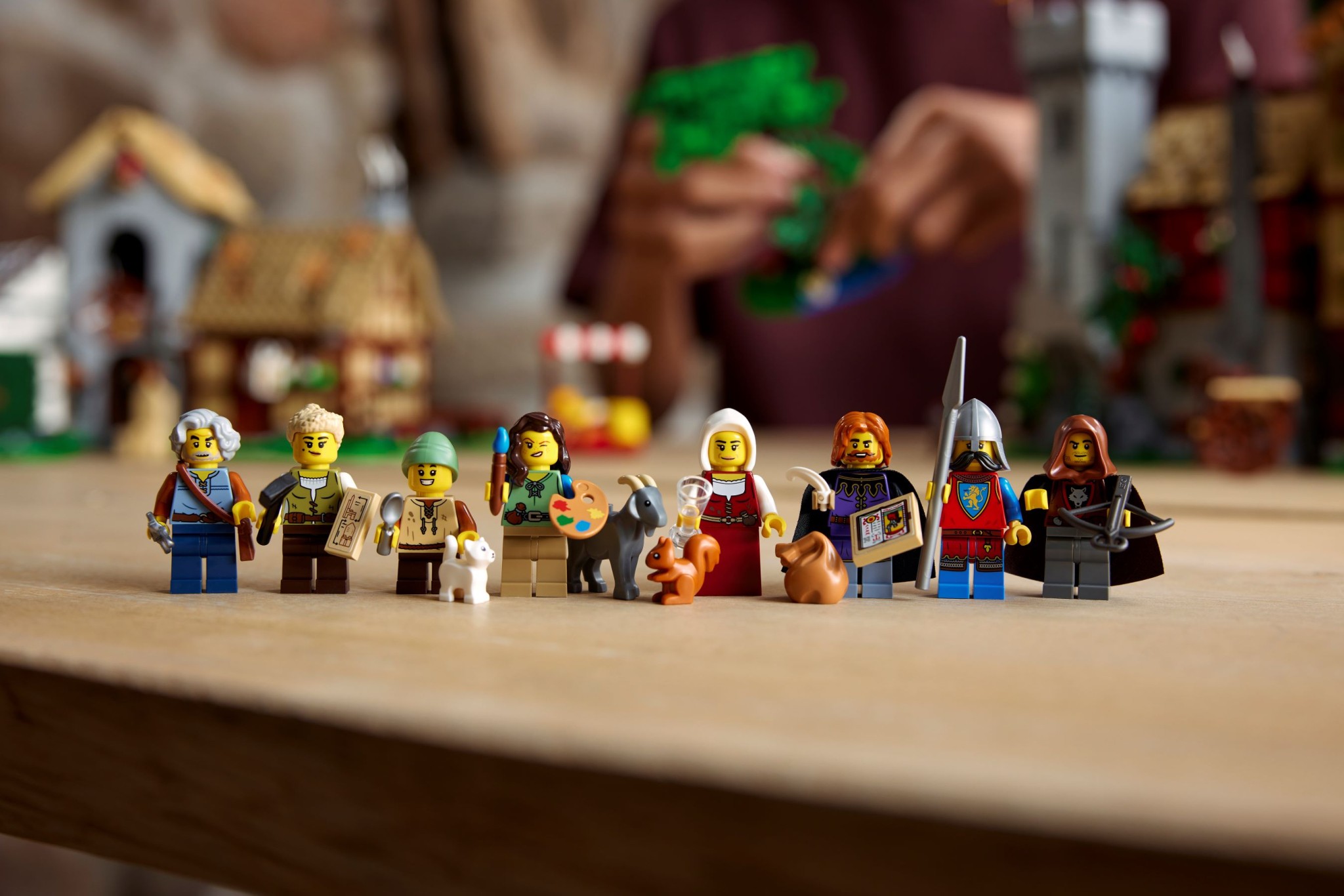 LEGO 10332 Icons Średniowieczny plac miejski | zklocków.pl