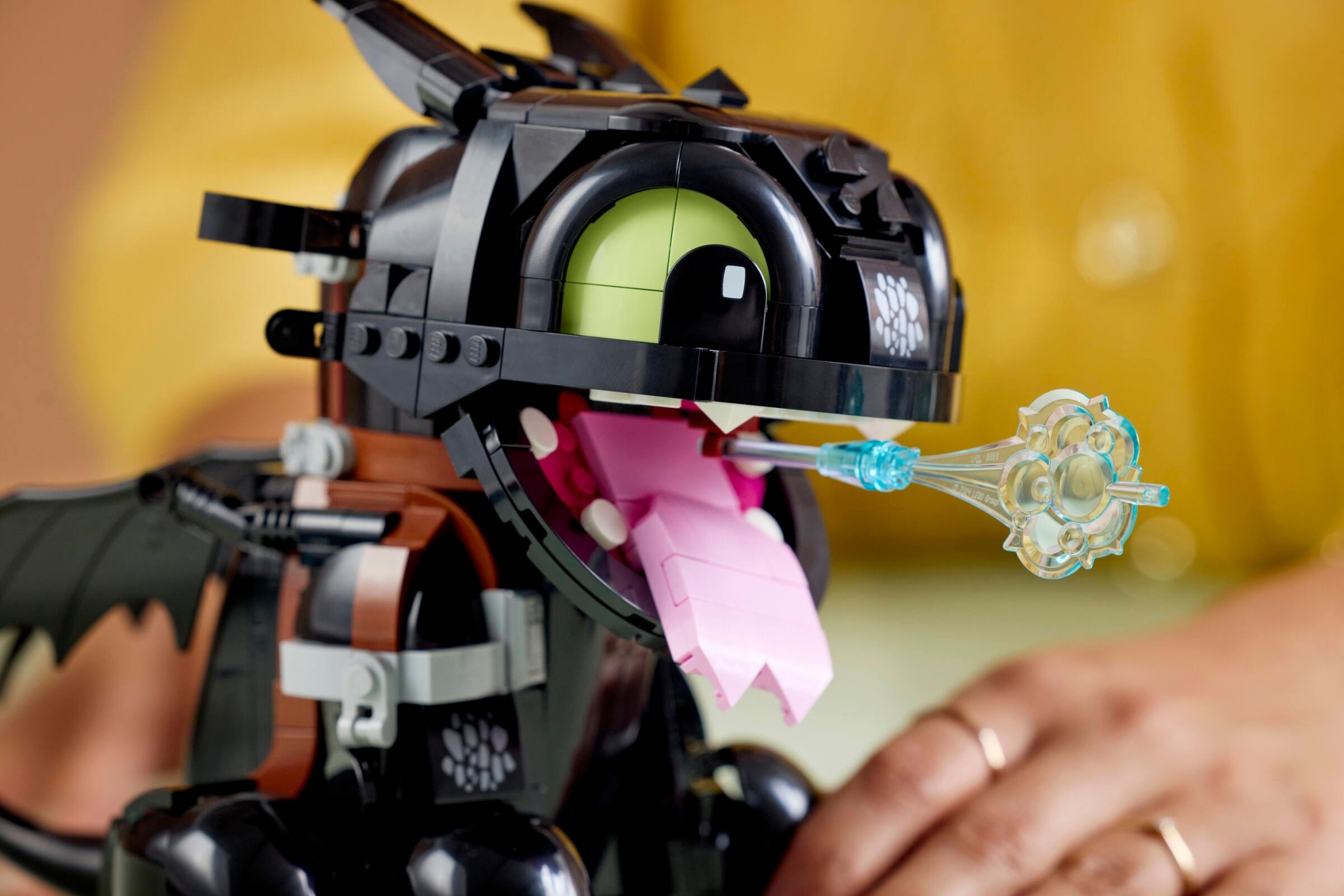 LEGO 10375 Icons Jak wytresować smoka: Szczerbatek