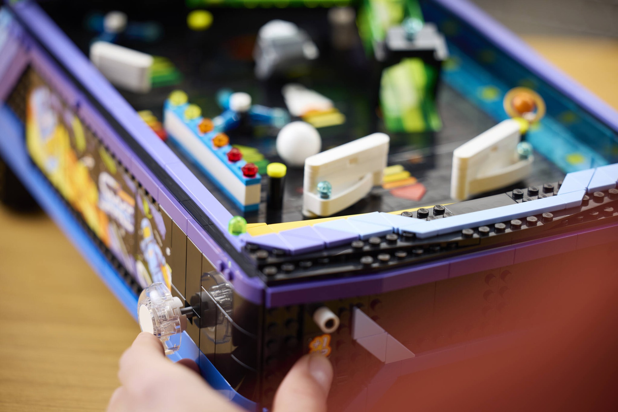 LEGO 11374 Icons Automat do gry pinball | zklocków.pl