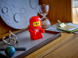 5 powiększonych minifigurek z klocków LEGO