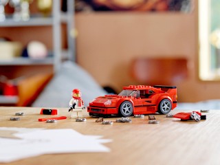 Ferrari F40 z klocków LEGO