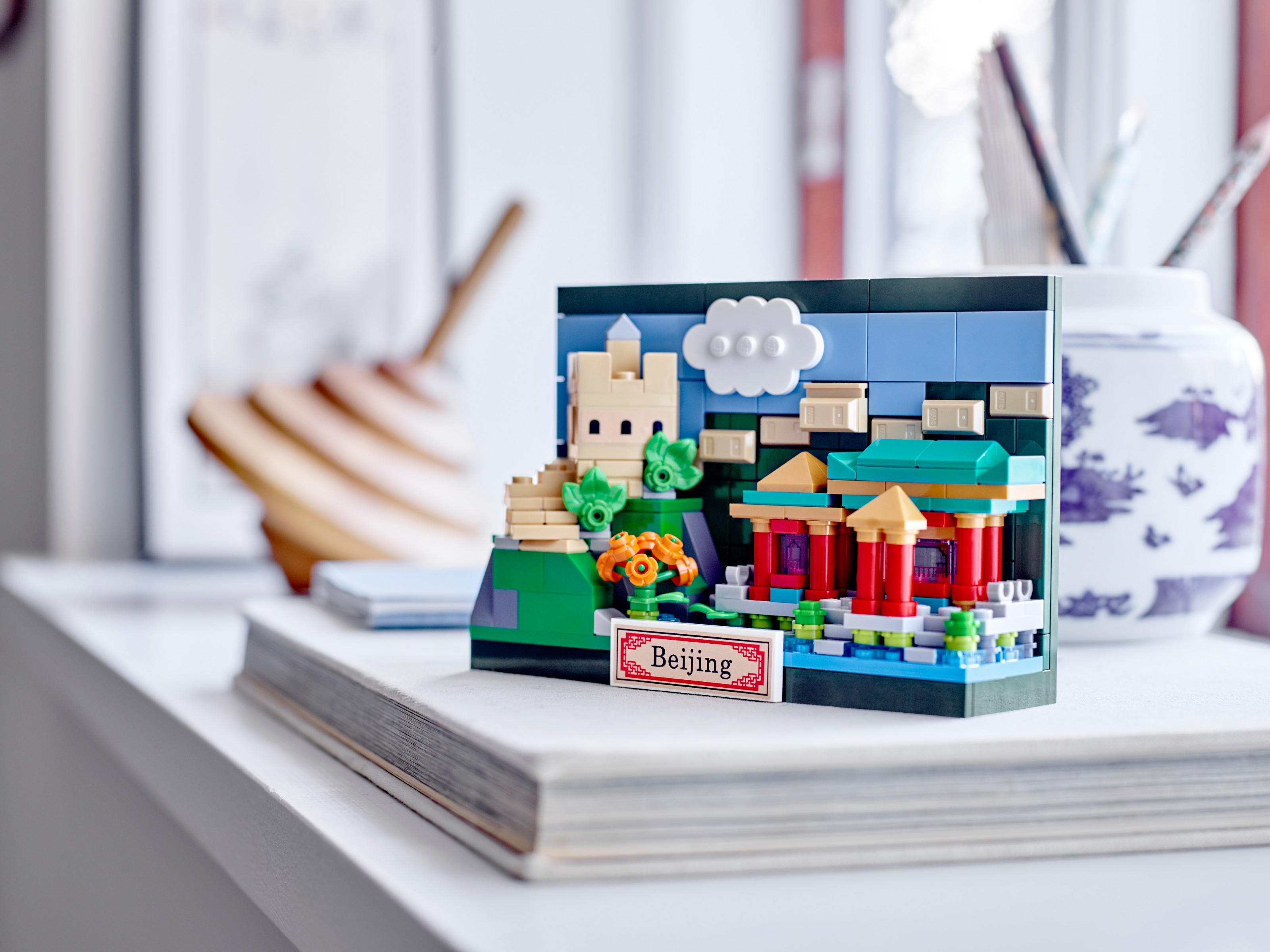 kolekcja-pocztowek-z-klockow-lego-odkrywaj
