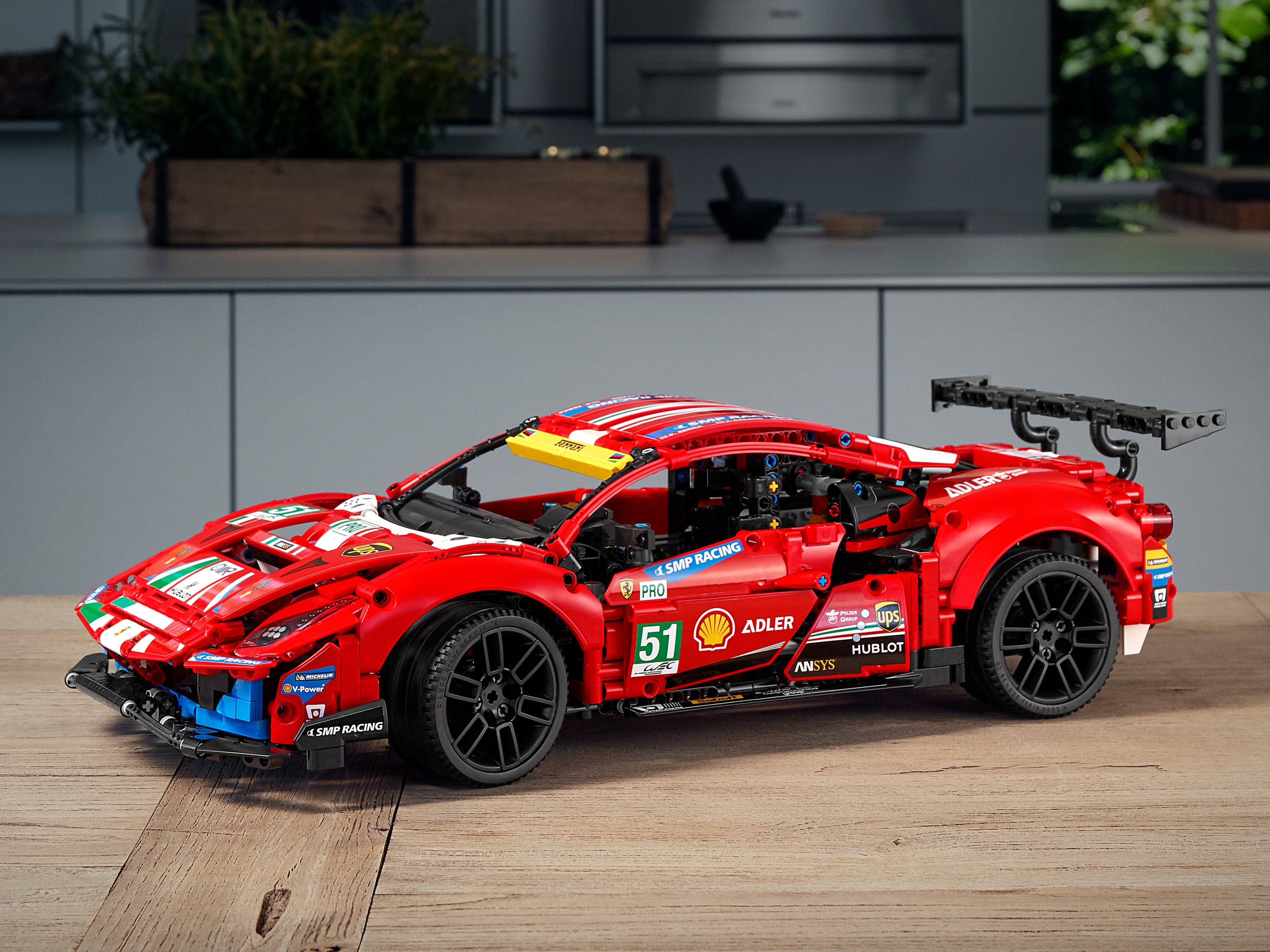 najwieksze-ferrari-z-klockow-lego-odkrywaj