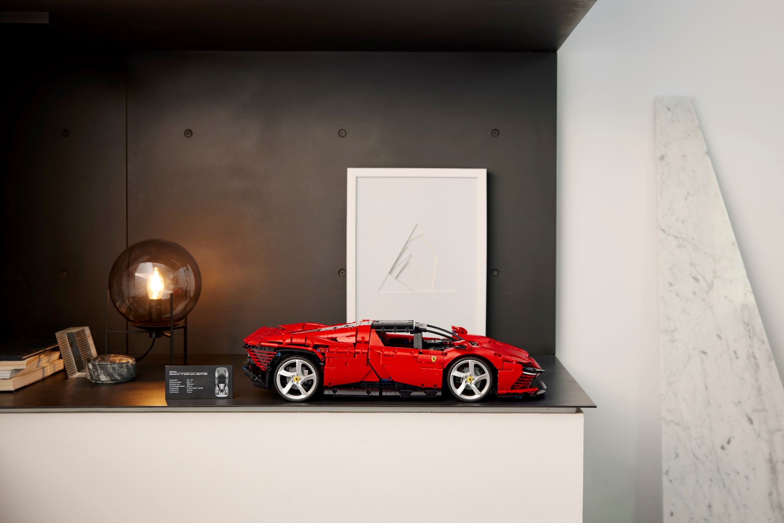 Największe modele Ferrari z klocków LEGO