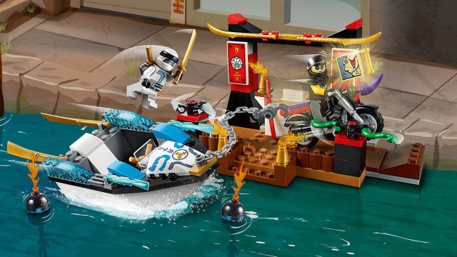 LEGO Juniors 10755 Wodny pościg Zane'a