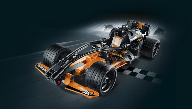LEGO Technic Czarny zdobywca dróg 42026