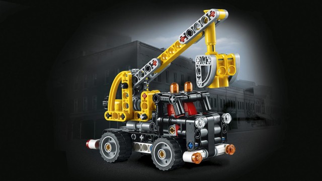 LEGO Technic 42031 Ciężarówka z wysięgnikiem