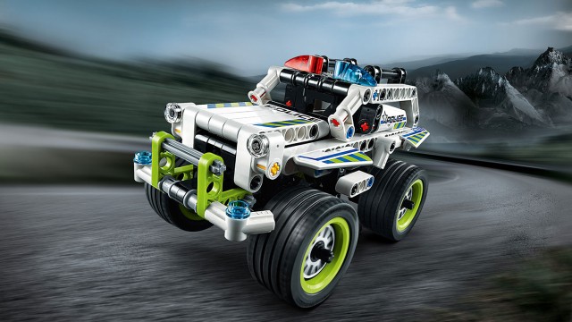 LEGO Technic 42047 Radiowóz pościgowy