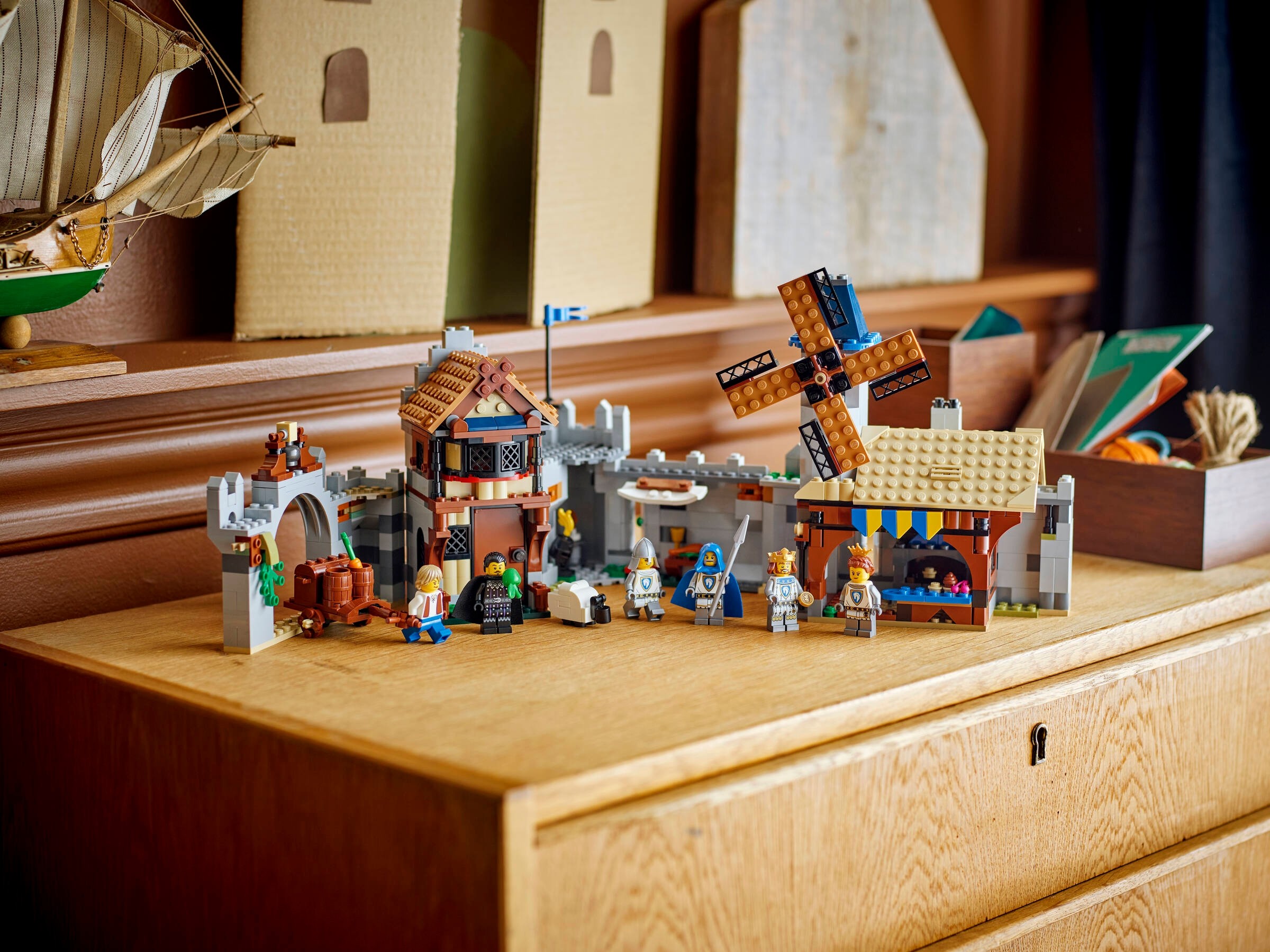 LEGO Creator 31168 Średniowieczny zamek rycerzy konnych