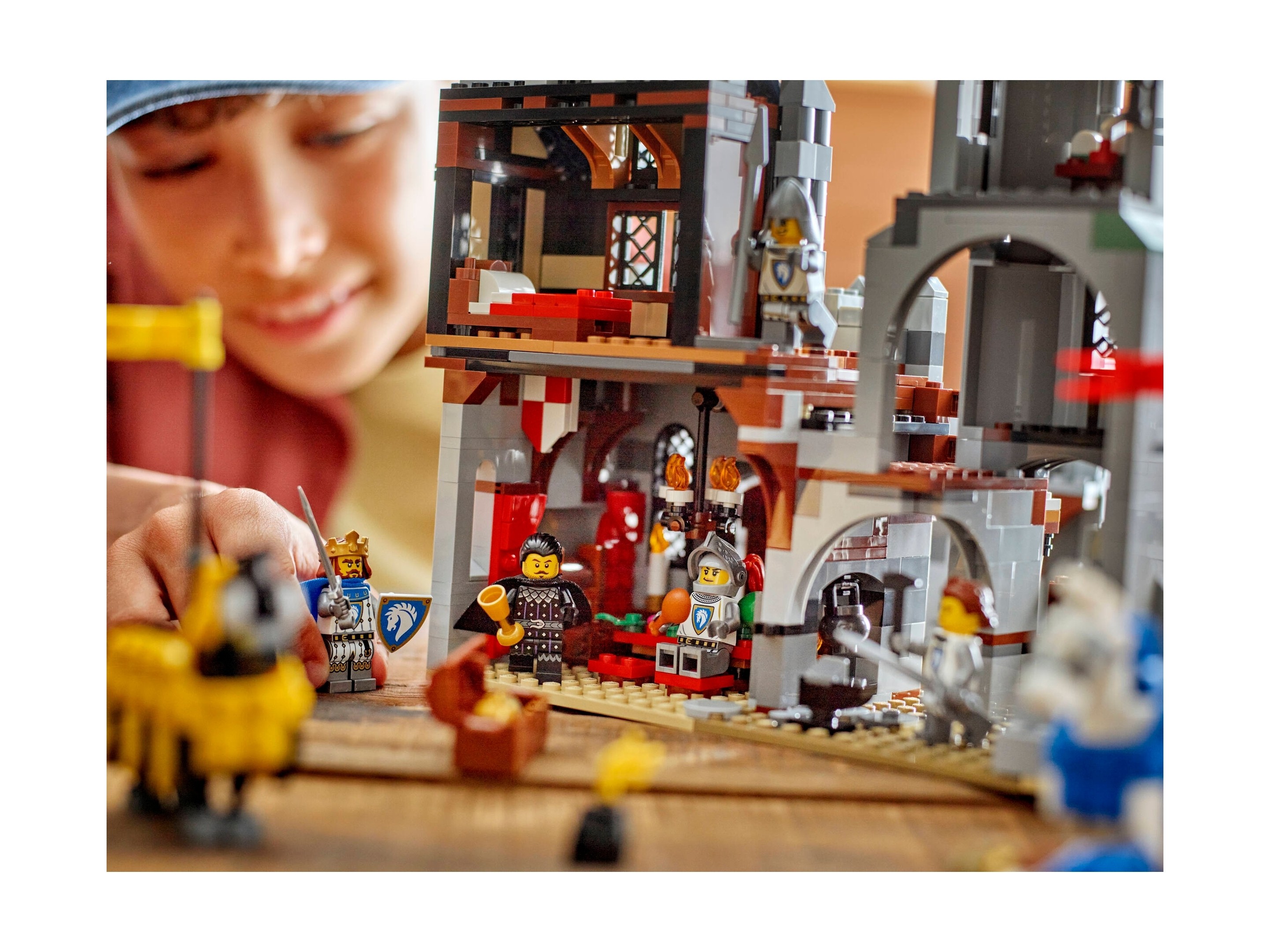 LEGO 31168 Średniowieczny zamek rycerzy konnych