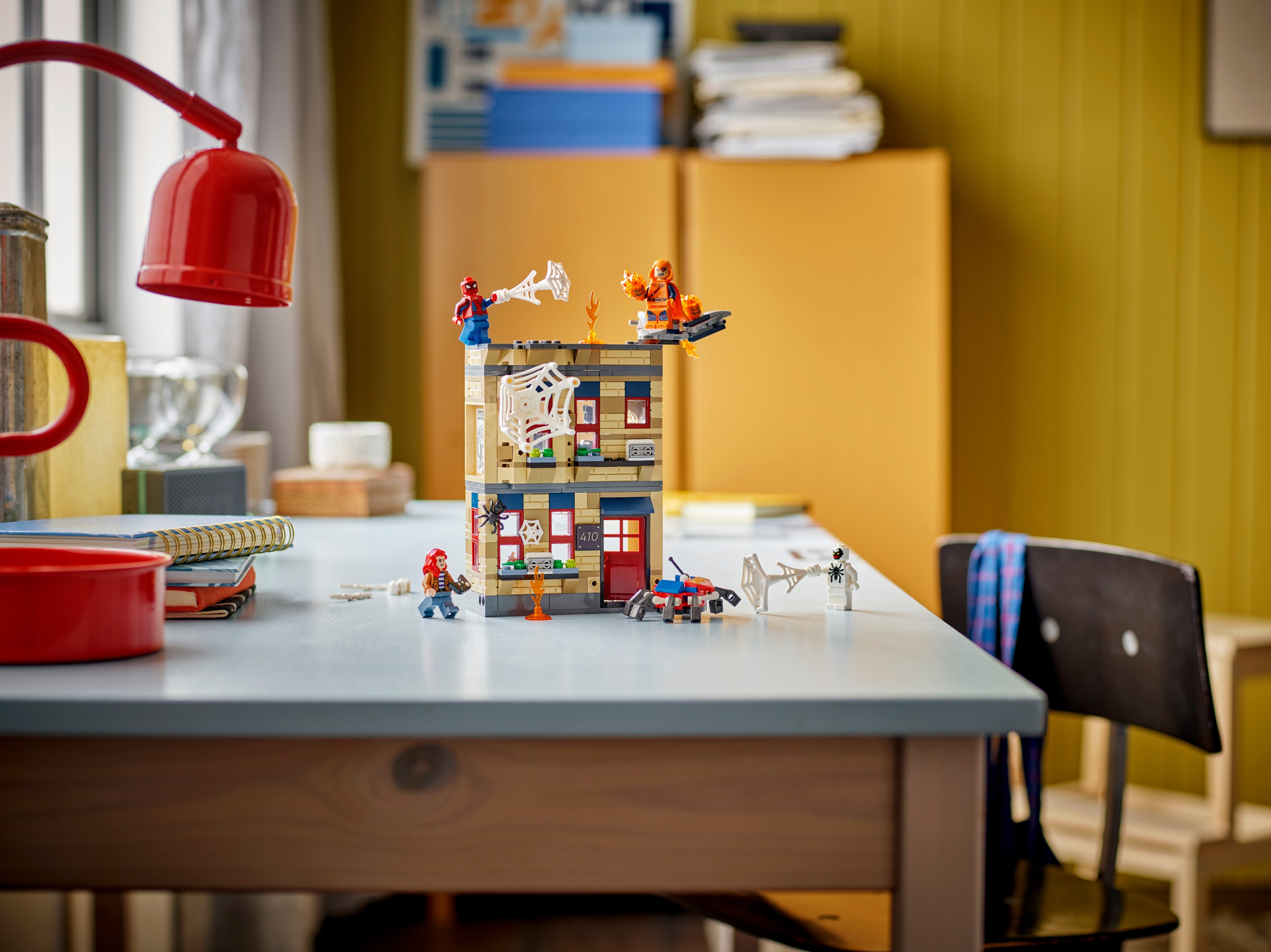LEGO 76317 Marvel Mieszkanie Petera Parkera